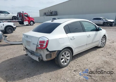 2010 Nissan Sentra 2.0Sl from USA, damaged, VIN 3N1AB6AP1AL677742